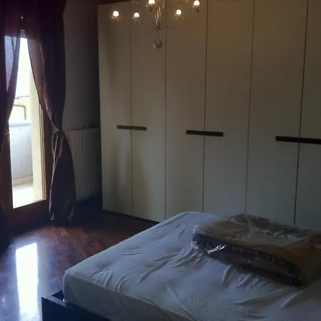 Pescara, Italy, Abruzzo, Within Walking Distance Of The Sea Apartment